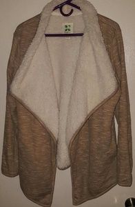 Woman's Sweater/Jacket